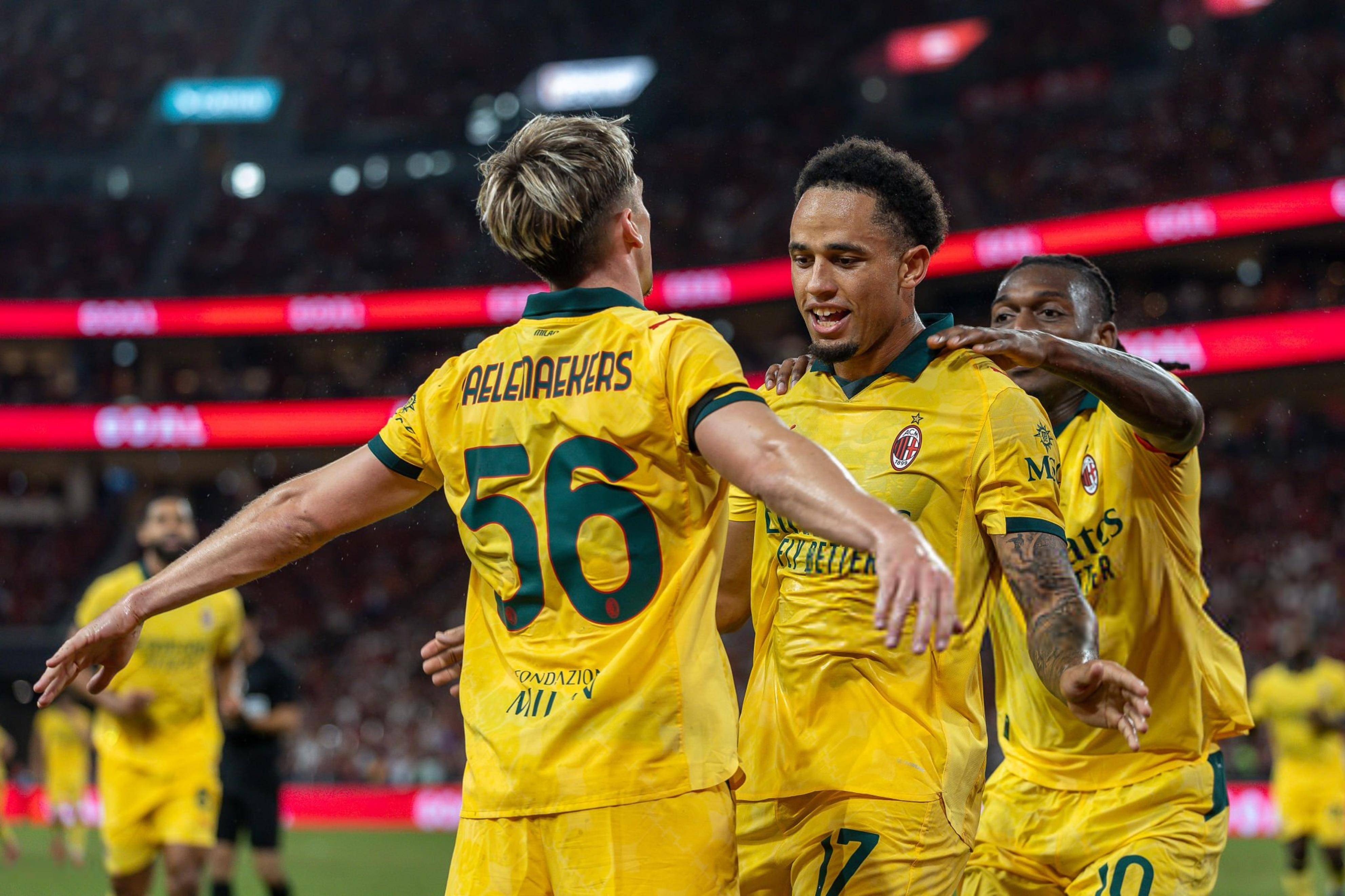 AC米兰训练开放日；国际比赛日临场应变引欢呼；葡超在即；团队化学反应显著的简单介绍-AYX SPORTS